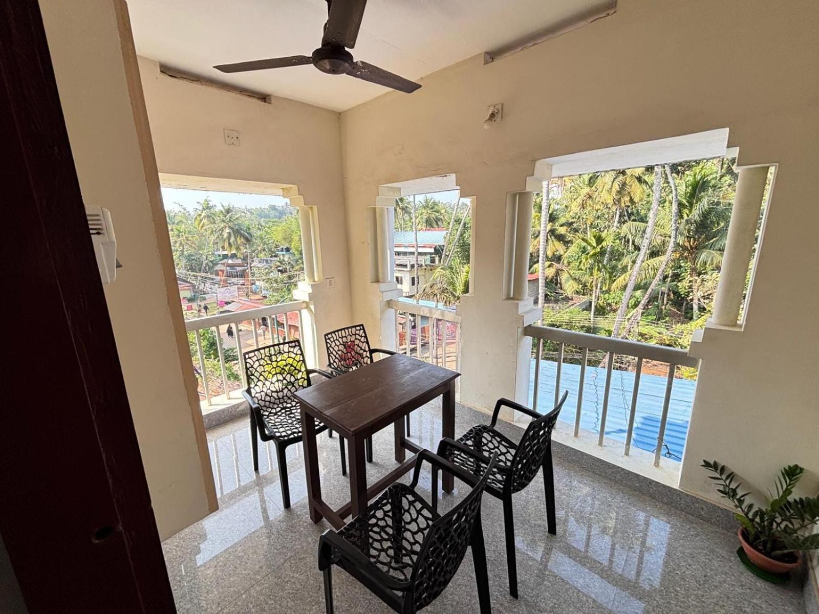 Akshay Beach Resort Варкала Екстериор снимка